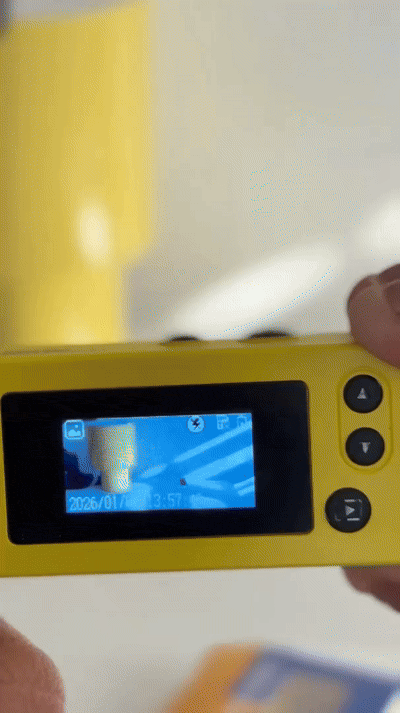 1984 Retro Thumb Camera Keychain – Blind Box Mini Digital Camera, 1080P HD